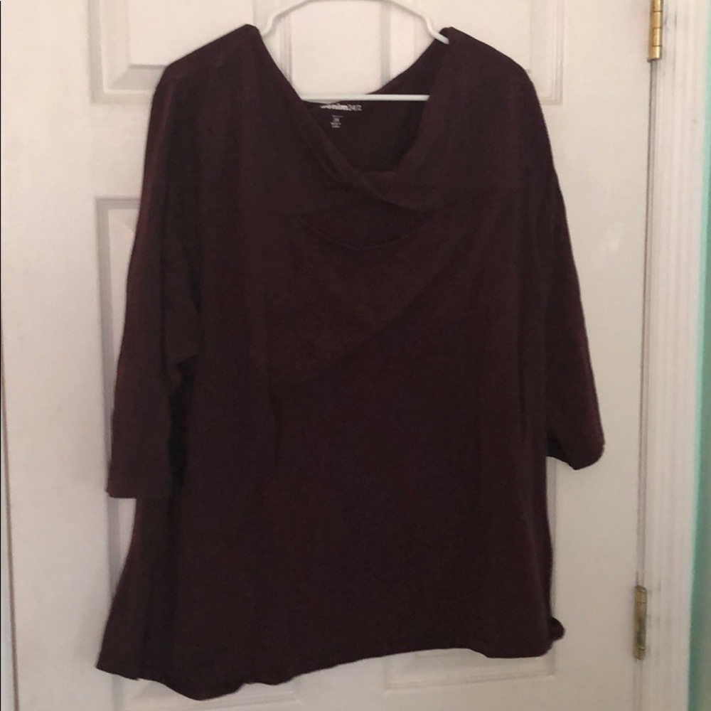 Keyhole Top